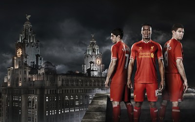 熊猫体育精华-内马尔突破被犯规瞬间