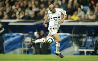 熊猫体育播报-达尼洛点球命中关键一球